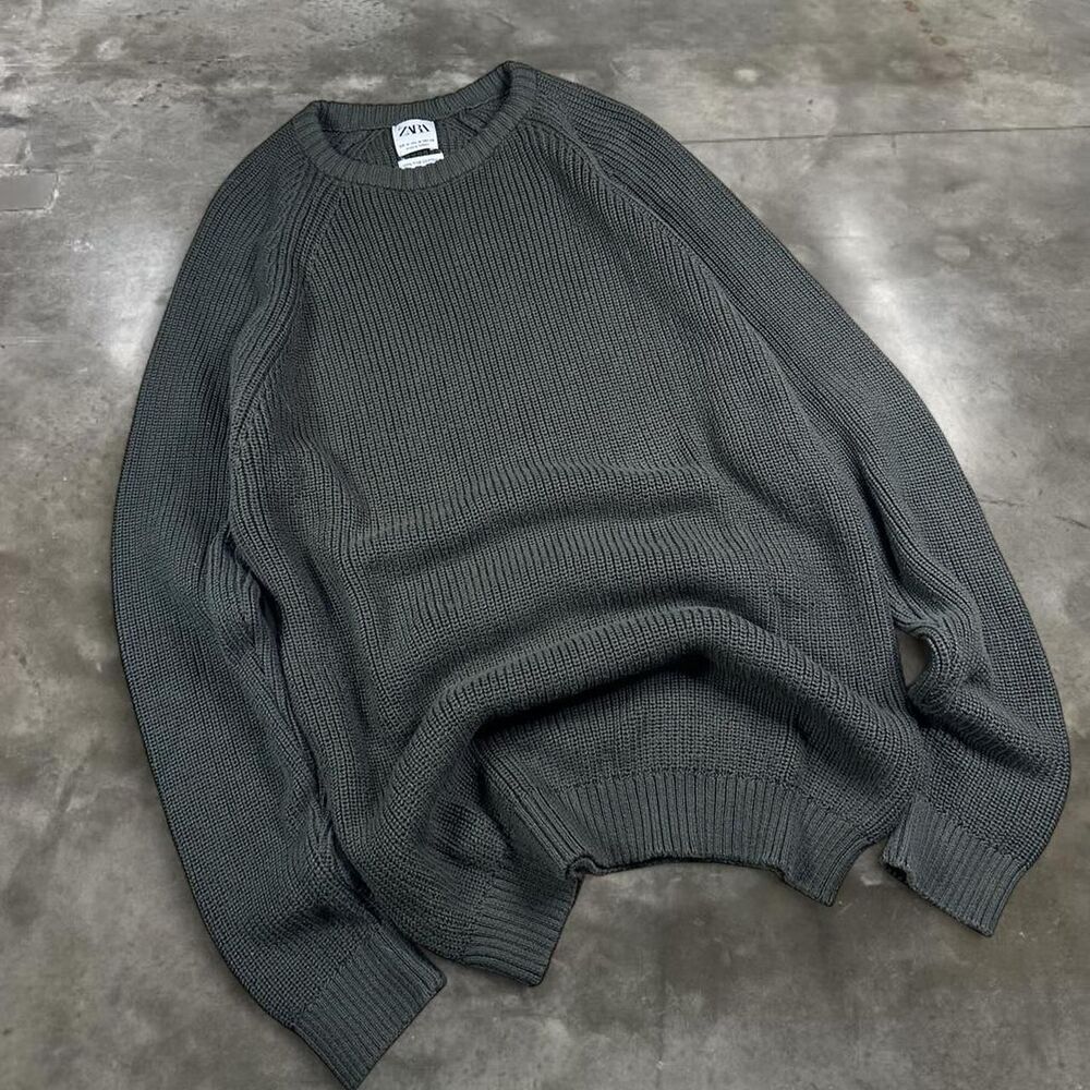 Zara Men's Green and Khaki Jumper